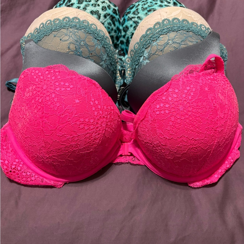 NWOT Victoria Secret Assorted Push-Up Bras Sz 36B